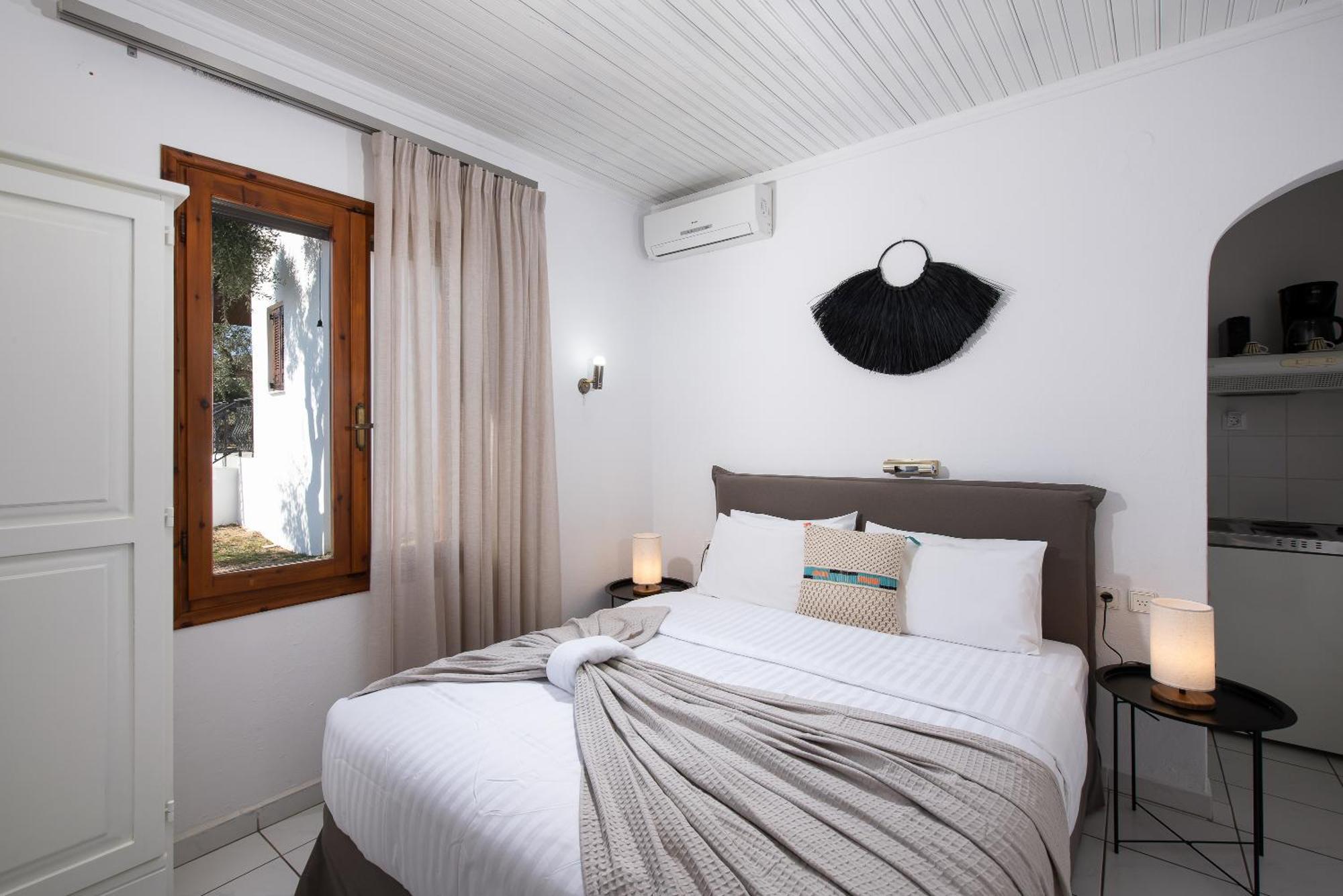 Acroterra - Easy Living Aparthotel Alikí Eksteriør bilde
