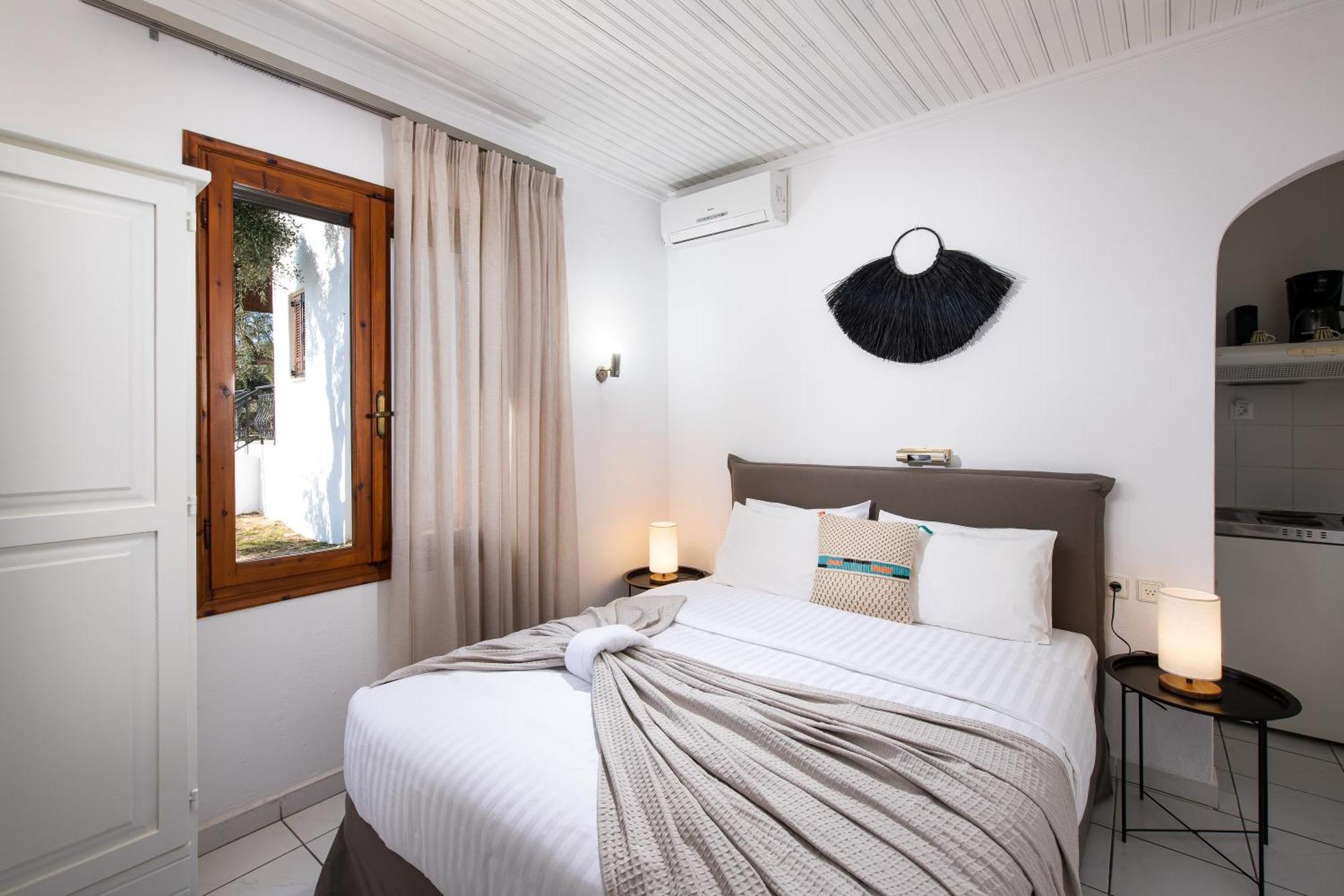 Acroterra - Easy Living Aparthotel Alikí Eksteriør bilde